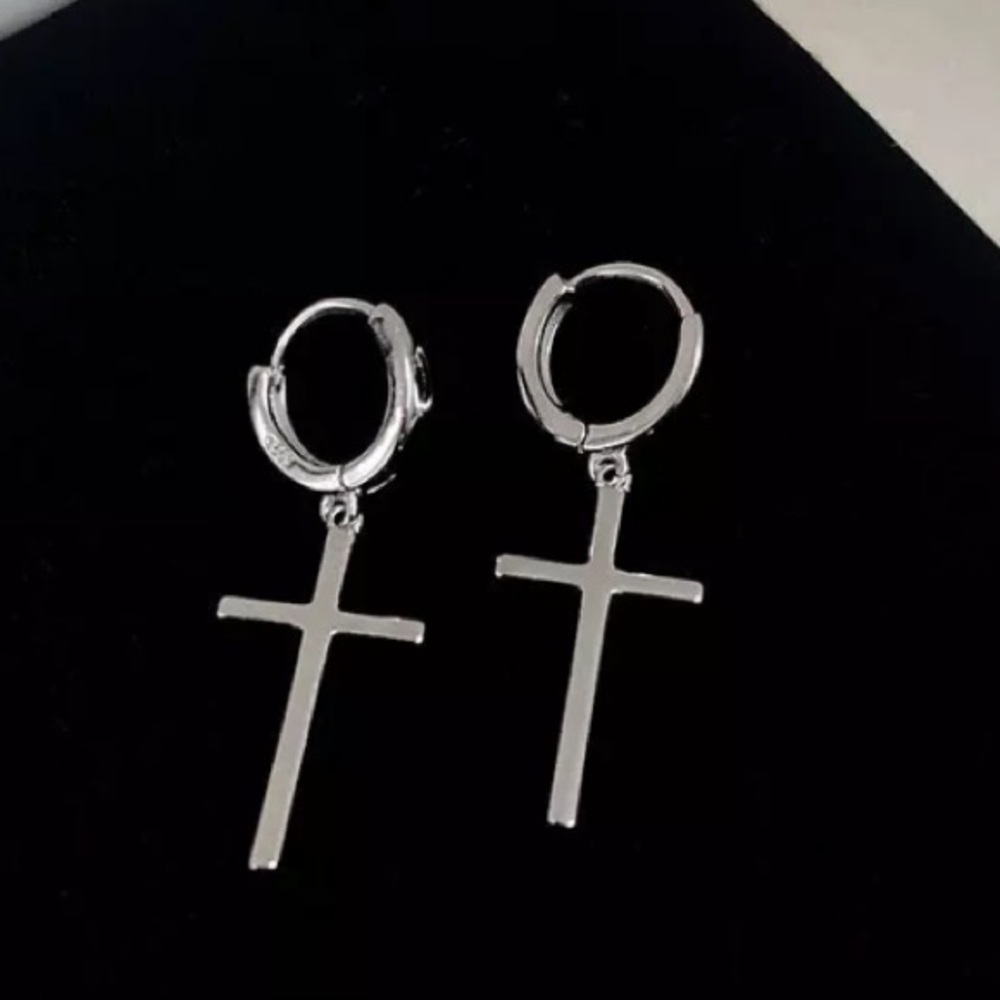 ❗️Minimalist cross sterling silver earrings - Picture 4 of 4